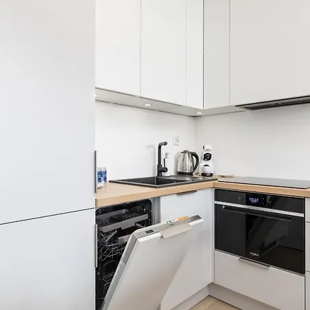 Aparthotel Polanki Aqua Baseny & By Renters Prestige 3*